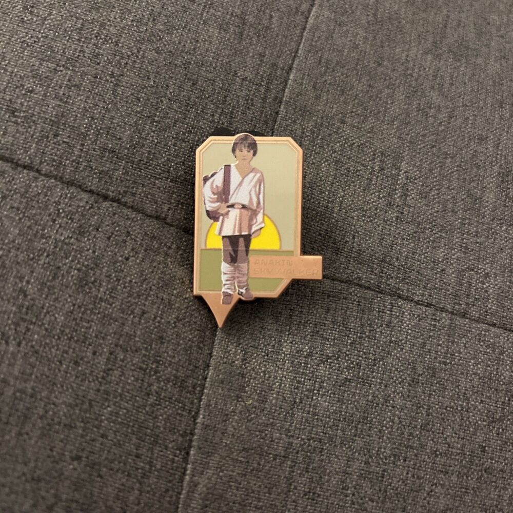 Disney Star Wars Tatooine Pin Limited Release Blind Box  Anakin Skywalker